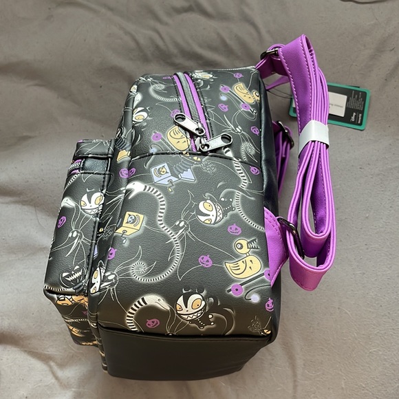 Nightmare Before Christmas Loungefly Mini-Backpack - Picture 2 of 9